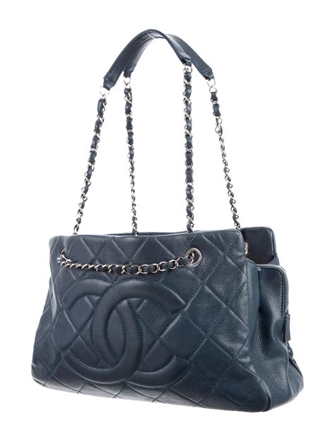 chanel timeless 23 cm|Chanel timeless tote caviar.